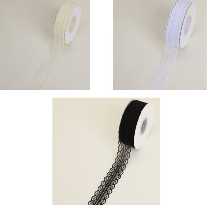 Ukrasna traka od čipke širine 3 cm u kolutu od 1 metar