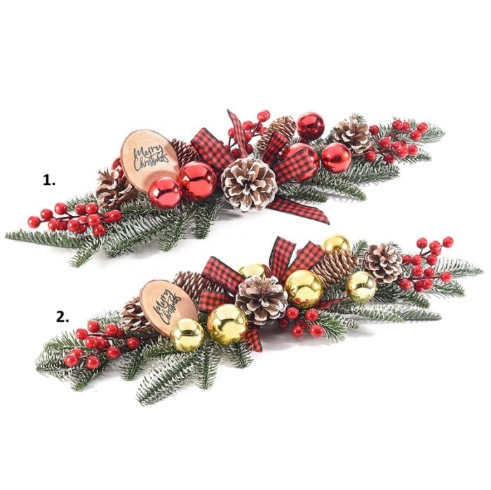 Božićni aranžman s češerima i bobicama 63 cm