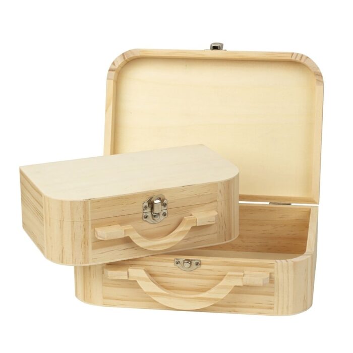 Drveni kovčeg sa ručkom