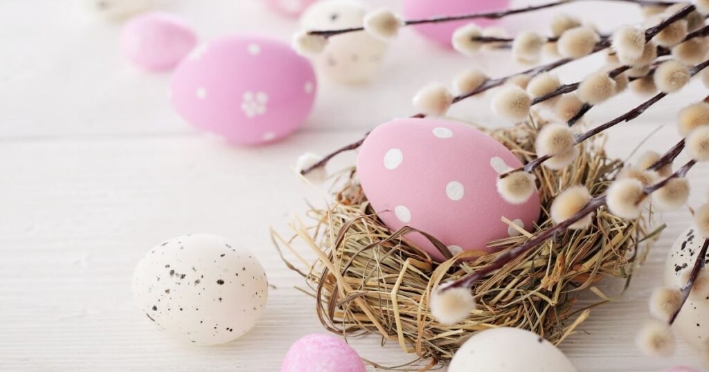 Pisanice kao dio uskrsnih dekoracija
