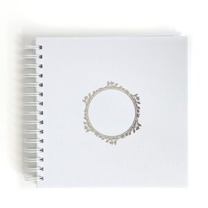 Album za ukrašavanje bijeli sa srebrnim tiskom DPAL-007