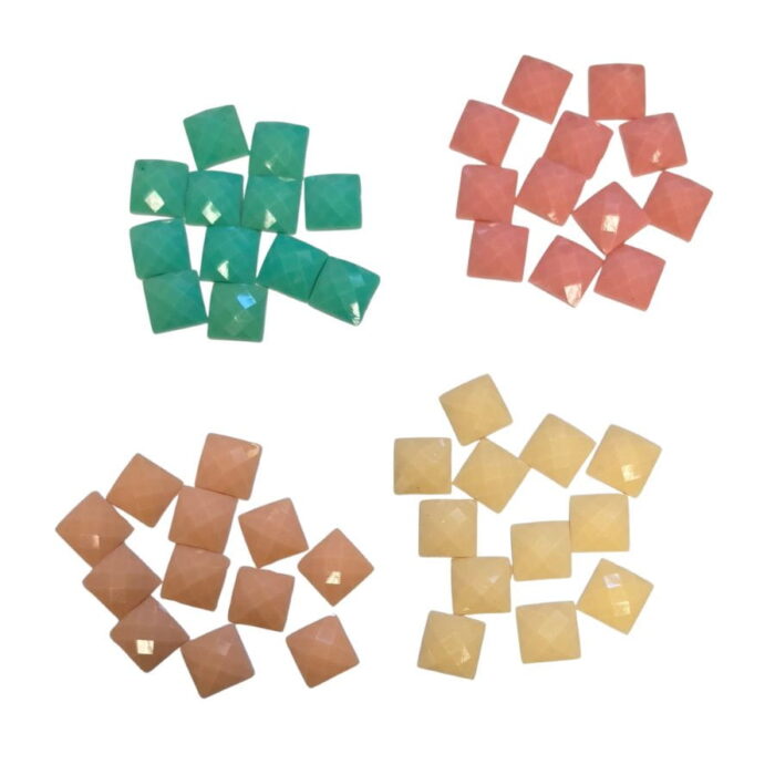 Deko kamenčići 15x15 mm 12 komada